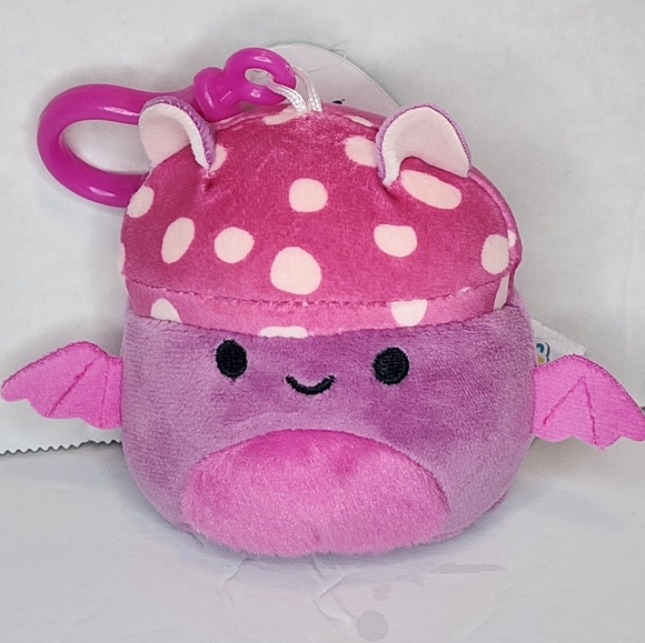 CLEARY 🍓 Strawberry Cow Lengendary Collection Clips Original Squishmallow ☆ NWT - Picture 6 of 7